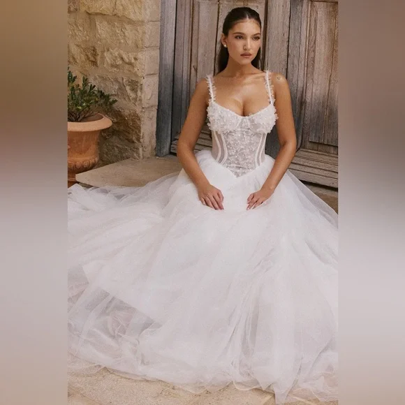 Nathalie House of CB White Wedding Dress - Picture 14 of 16